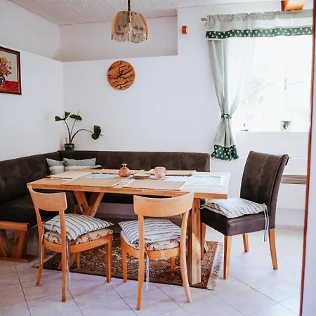 Hubert - V Horském Penzionu Apartmán Lichkov